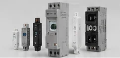 Elektroniskie releji un vadības ierīces DIN sliedes korpusos
